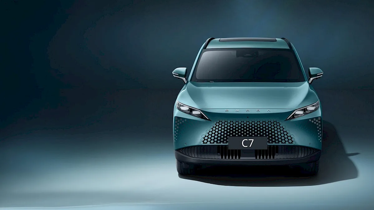 OMODA C7 — Элегантность в движении
